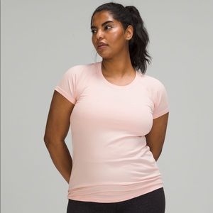 NWOT Lululemon Swiftly Tech Short Sleeve shirt in pink size 8